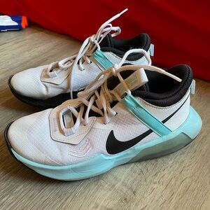 Nike Air Zoom Crossover GS 'White Copa' Sneakers Shoes Size US 7 Women